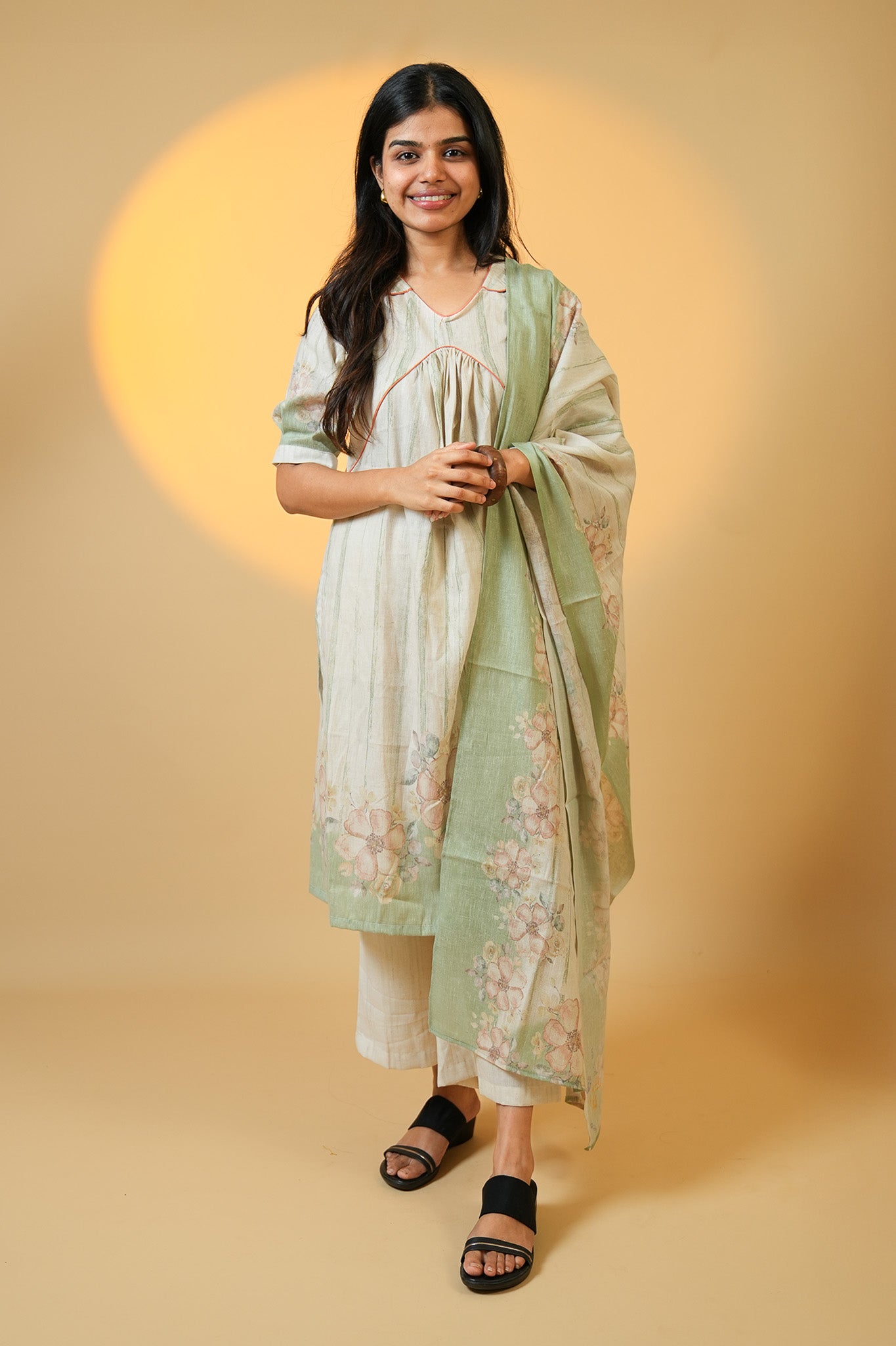 Subtle Frame Kurta Set