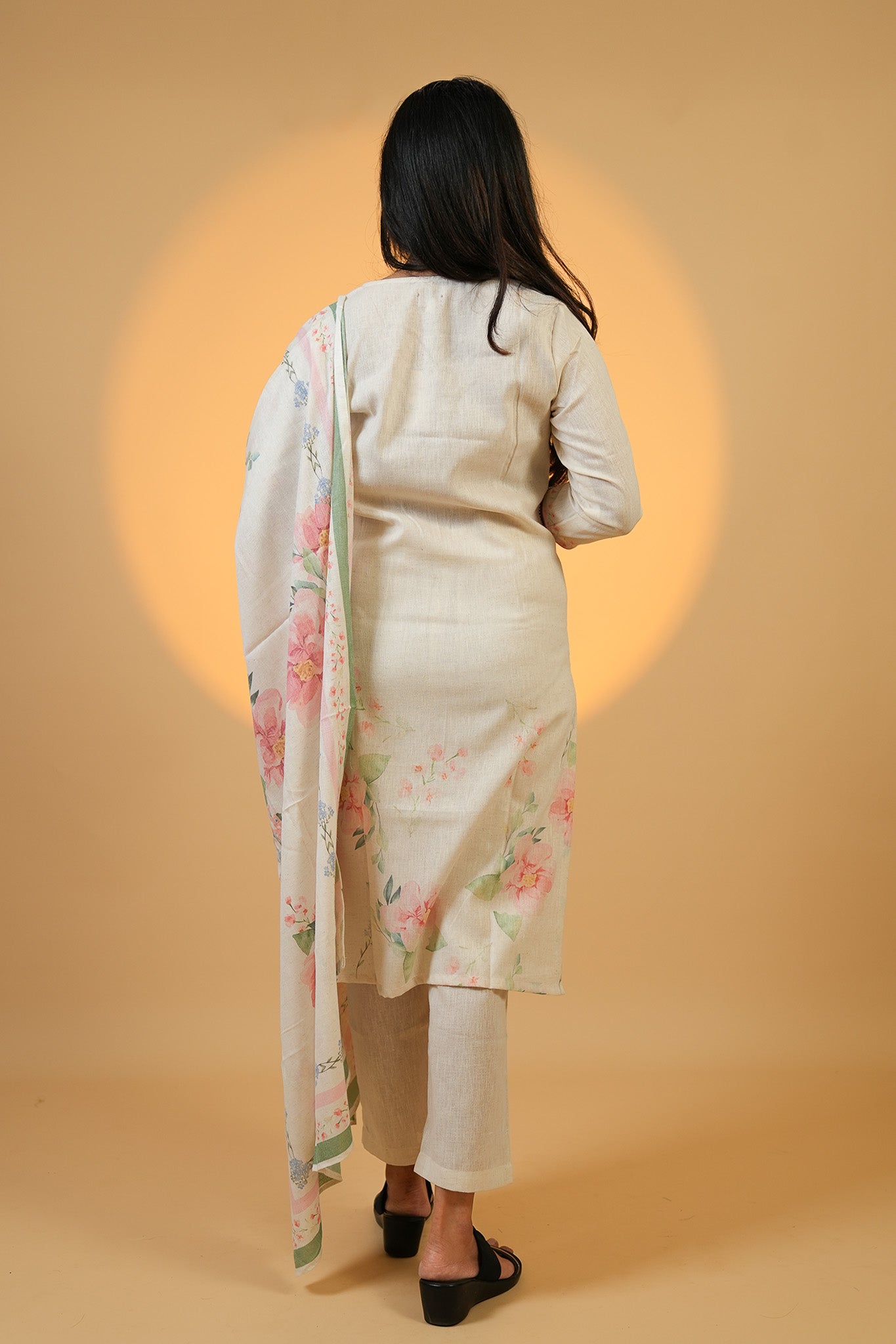 Soft Line Straight Kurta Set