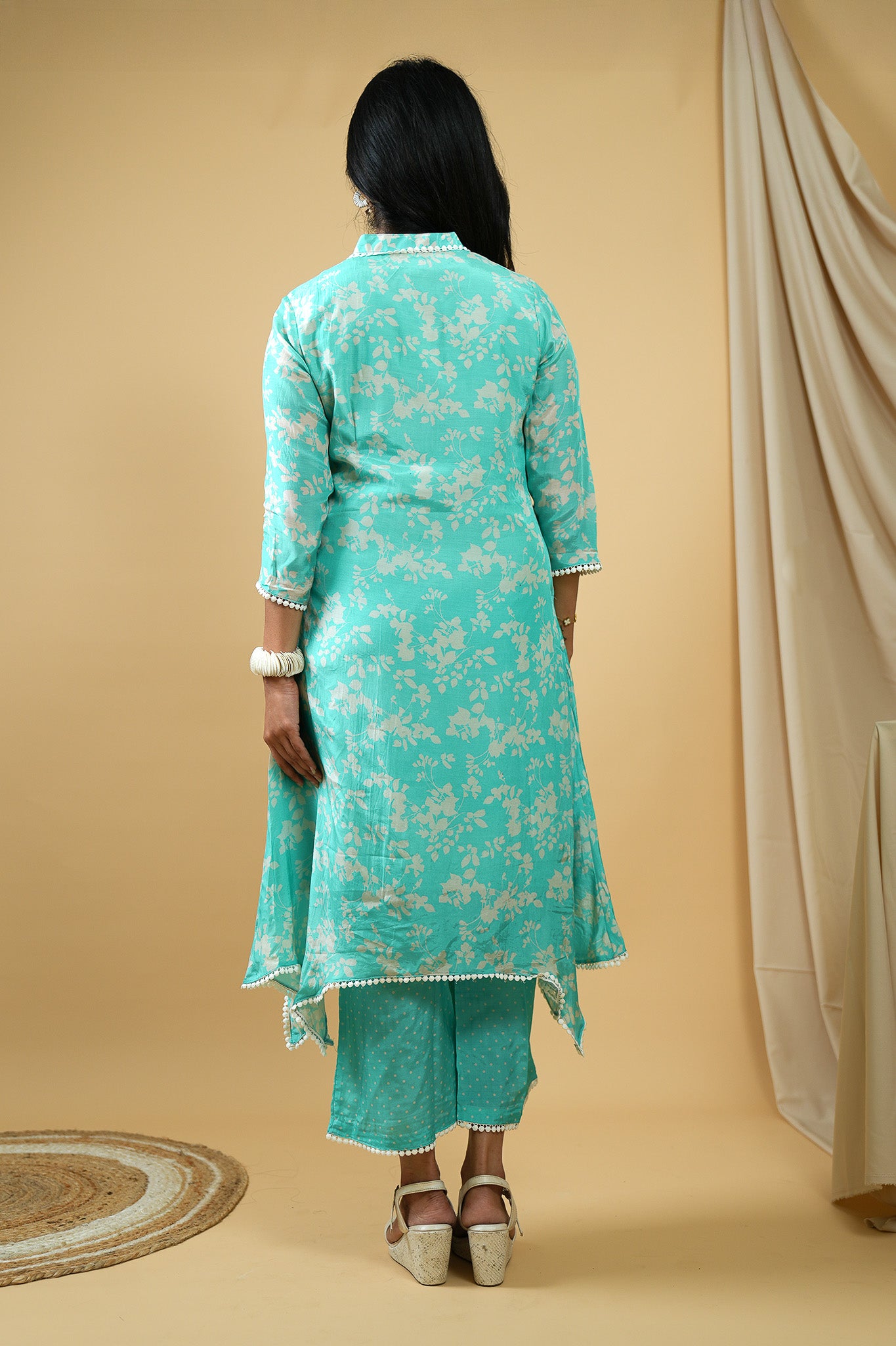 Muted Contrast Layered Kurta Set